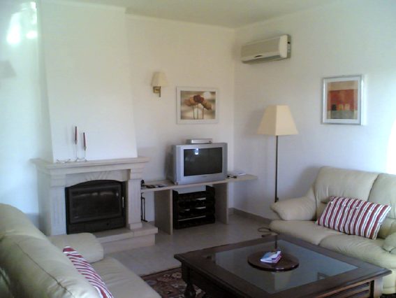Alojamento - Pousadas & Bungalows - 4 Bedroom Villa with luxury finishings - ID 5753