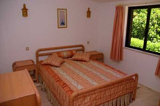 Cottages to rent in Olhos d Aqua, Algarve, Portugal