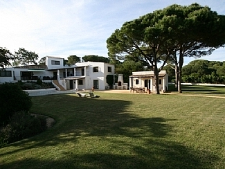 Exclusive Luxury Accommodation to rent in Quinta Do Lago, Algarve, Portugal