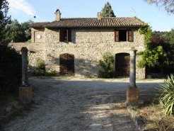 Holiday Rentals & Accommodation - Private Homes - Italy - Umbria - Todi