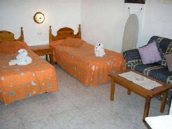 Holiday Apartments to rent in Las Americas, Tenerife, Canary Islands