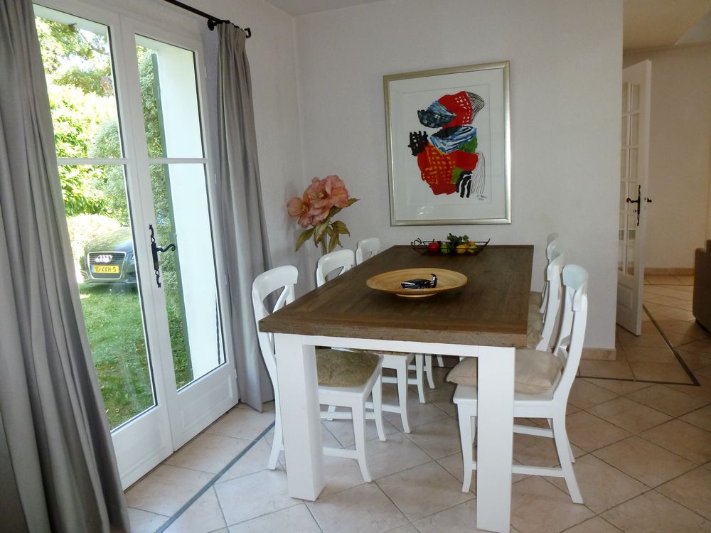 Villas to rent in Valbonne, Provence Alpes Cote d'Azur, France