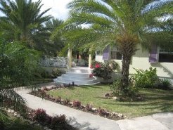 Holiday Villas to rent in St. Mary's Parish, Jolly Harbour, Antigua