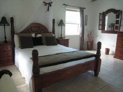 Holiday Villas to rent in St. Mary's Parish, Jolly Harbour, Antigua