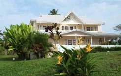 Holiday Rentals & Accommodation - Homes - Tabago - West Indies - Great Courland Bay