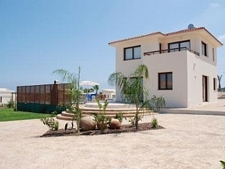 Exclusive Luxury Accommodation to rent in Paralimni, Ayia Napa, Cyprus