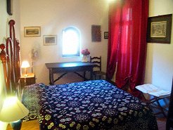 Holiday Farms to rent in Assisi, Umbria, Italy