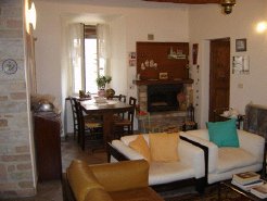 Apartments to rent in Todi, Umbria, Italy