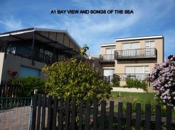 Holiday Rentals & Accommodation - Holiday Homes - South Africa - KOUGA - JEFFREYS BAY