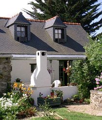 Cottages to rent in Guingamp, cotes d' armor, France