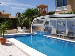 Villas to rent in Villamartin, Costa Blanca, Spain