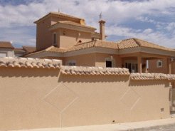 Villas to rent in Villamartin, Costa Blanca, Spain