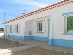 Holiday Rentals & Accommodation - Holiday Villas - Portugal - Algarve - Vale da Telha - Aljezur