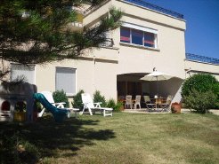 Holiday Rentals & Accommodation - Bed and Breakfasts - France - AUVERGNE - BRIOUDE