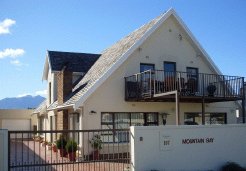 Holiday Rentals & Accommodation - Self Catering - South Africa - Helderberg - Gordon's Bay