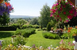 Holiday Rentals & Accommodation - Bed and Breakfasts - France - Le Bourg - Lapeyrouse