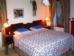 Bed and Breakfasts to rent in Lapeyrouse, Le Bourg, France