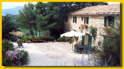 Location & Hbergement de Vacances - Chambres d'hte - Italy - Marches - Cupramontana