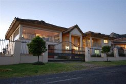 Self Catering to rent in Hermanus, Western Cape, South Africa