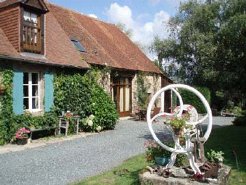 Country Cottages to rent in Crozon sur Vauvre, Le Berry, France