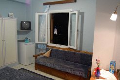 Hostels to rent in ERMOUPOLIS-SYROS, SYROS ISLAND, Greece
