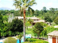 Holiday Houses to rent in Costitx, Center of Mallorca, Spain