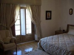 Bed and Breakfasts to rent in Lousa, Caracol, Portugal