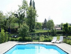 Self Catering to rent in Blaignac, Entre-Deux-Mers, France