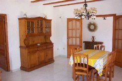 Beach Chalets to rent in Jalon, Alicante, Spain