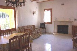 Beach Chalets to rent in Jalon, Alicante, Spain