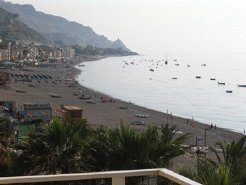 Beachfront Accommodation to rent in Taormina, Sicily, Italy