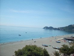 Beachfront Accommodation to rent in Taormina, Sicily, Italy