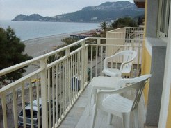 Beachfront Accommodation to rent in Taormina, Sicily, Italy