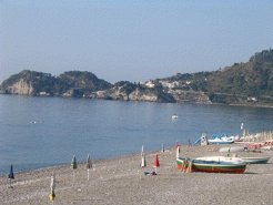 Beachfront Apartments to rent in Taormina, Sicily, Italy