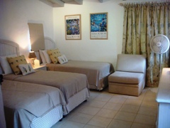 Beachfront Apartments to rent in Holetown, Barbados, Barbados