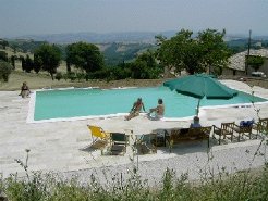 Holiday Apartments to rent in Montefortino, Le Marche, Italy