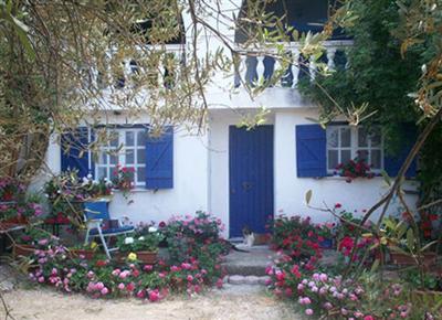 Self Catering to rent in Galatas, Poros, Greece