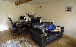 Country Cottages to rent in Hereford, Wye Valley, UK