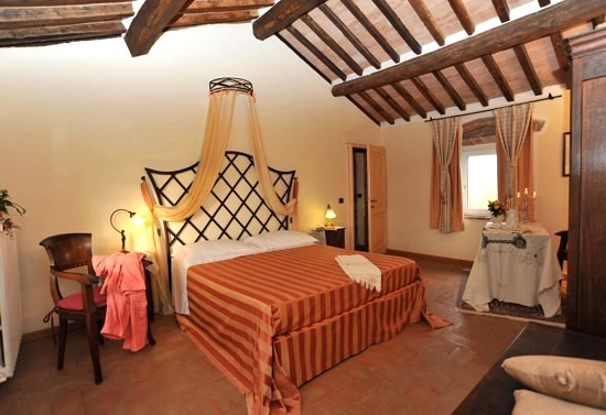 Holiday Farms to rent in Arezzo, Tuscany, Italy