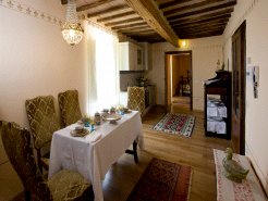 Holiday Apartments to rent in Todi, Umbria, Italy