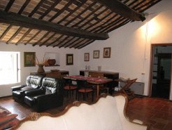 Country Houses to rent in Todi, Umbria, Italy