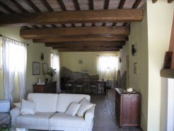 Country Houses to rent in Todi, Umbria, Italy