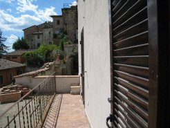 Private Homes to rent in Todi, Umbria, Italy