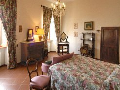 Private Homes to rent in Todi, Umbria, Italy