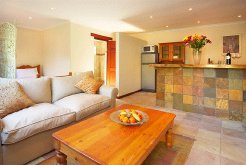 Guest Houses to rent in Cape Town, Western Cape, South Africa