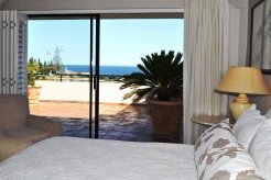 Beachfront Accommodation to rent in Plettenberg Bay, Garden Route, South Africa
