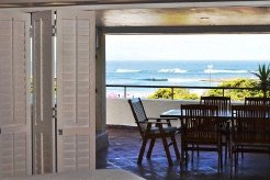 Beachfront Accommodation to rent in Plettenberg Bay, Garden Route, South Africa