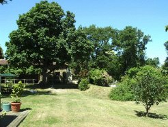 Country Cottages to rent in GERS, Midi Pyrenees, France