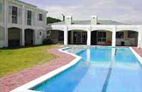 Beach Resorts to rent in Bloubergstrand, Cape Town, South Africa