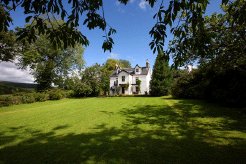 Country Houses to rent in Argyll, Kilfinan, United Kingdom